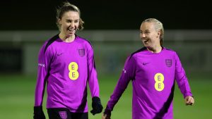 skysports-niamh-charles-beth_7270674.jpg